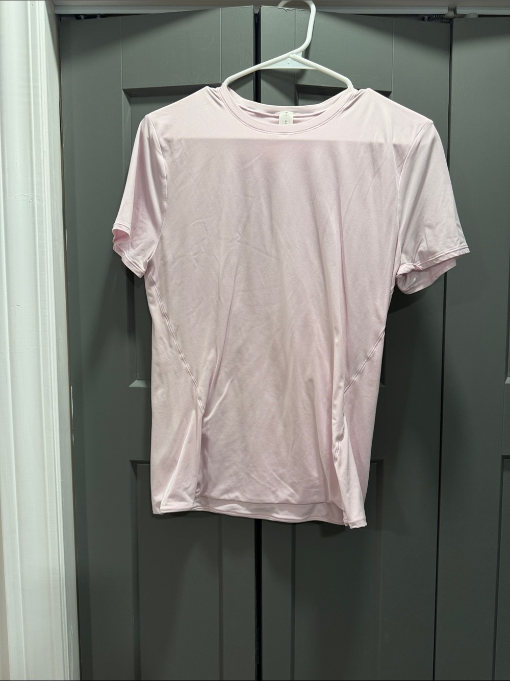 Women’s Lightweight Pink Performance T-Shirt